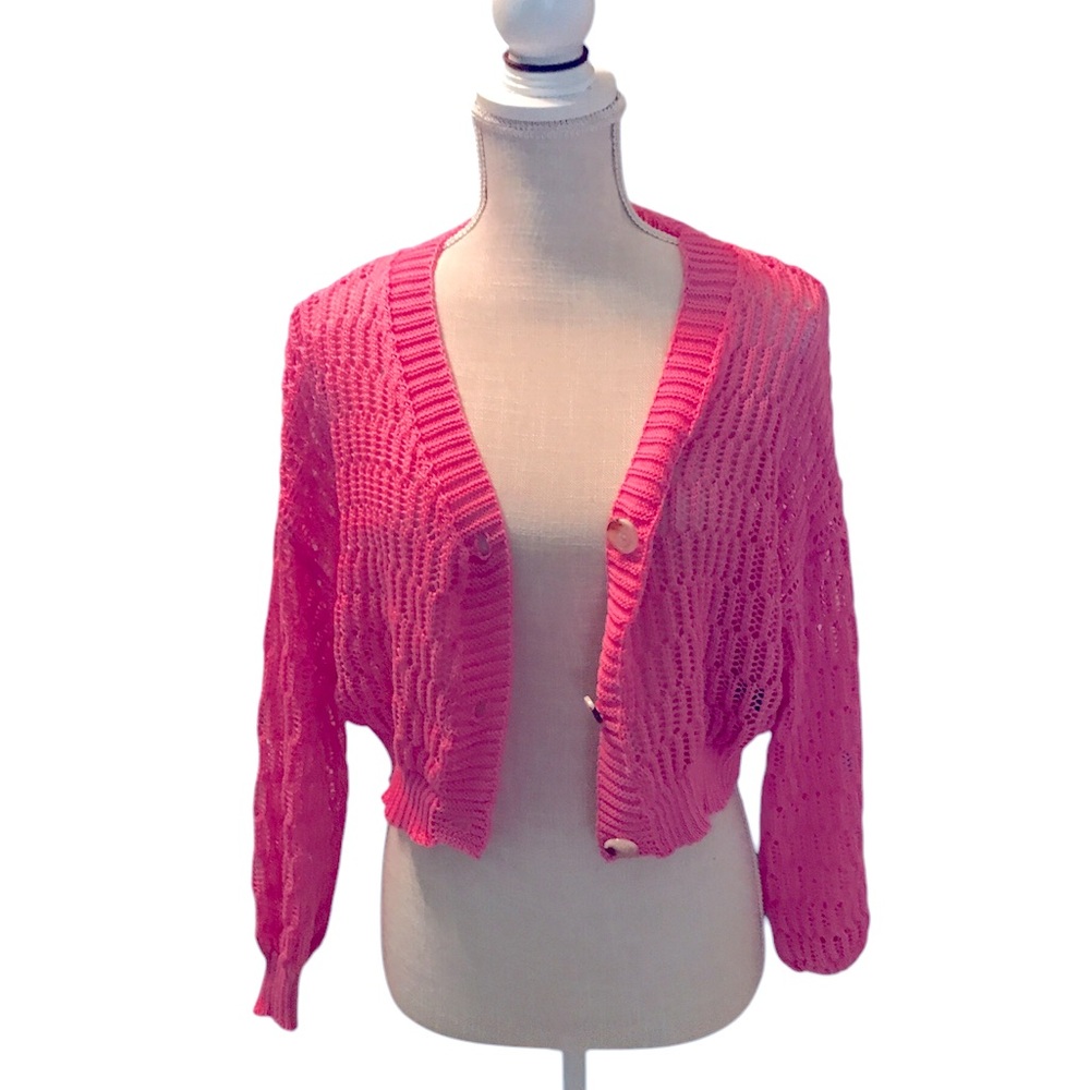 Light weight, pink crop